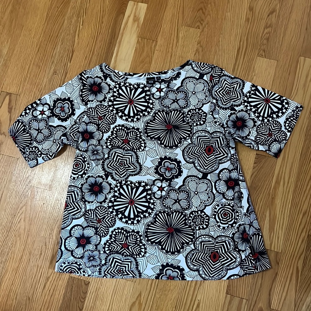 Marimekko uniqlo top